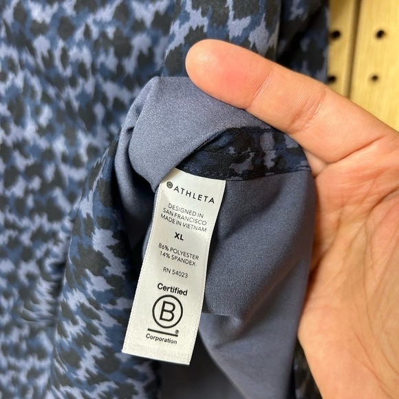 Athleta Ziphyr Print Top - Picture 4 of 5